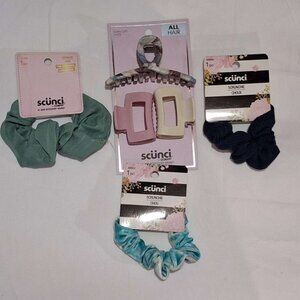 Scünci Hair Accessories Bundle – Scrunchies + Claw Clips 4pc Stocking Stuffer